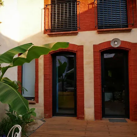 Un Zebre En Ville, Un Oasis Calme En Plein Centre Apartmán