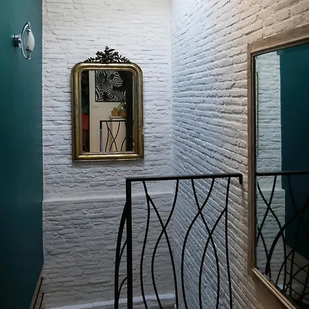 Un Zebre En Ville, Un Oasis Calme En Plein Centre Apartmán