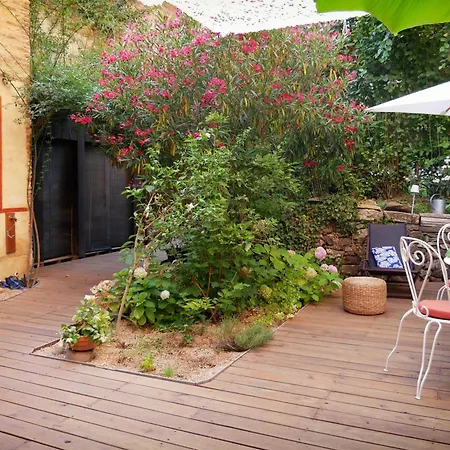 Un Zebre En Ville, Un Oasis Calme En Plein Centre Apartmán *
